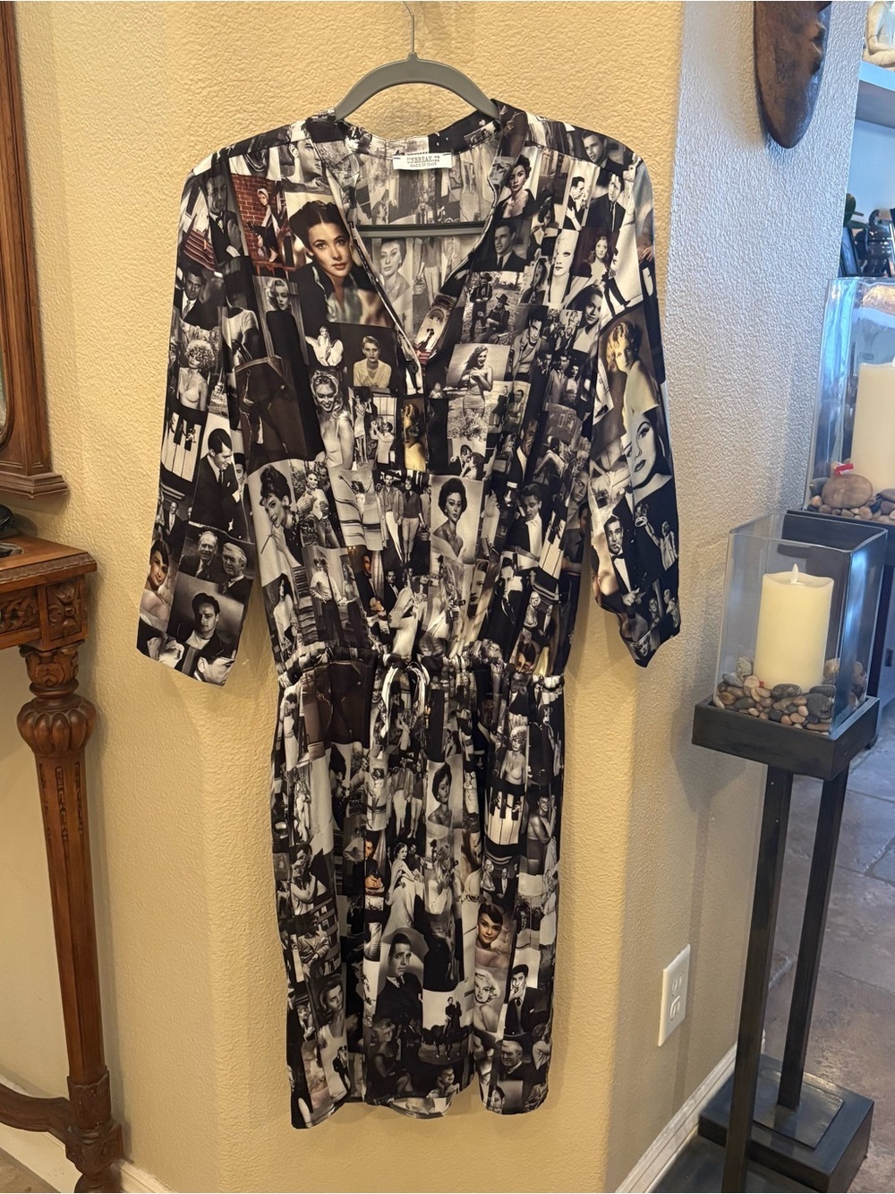 UNBREAK.IT Silk Classic Hollywood Movie Stars Icon Celebrities Dress Size Small